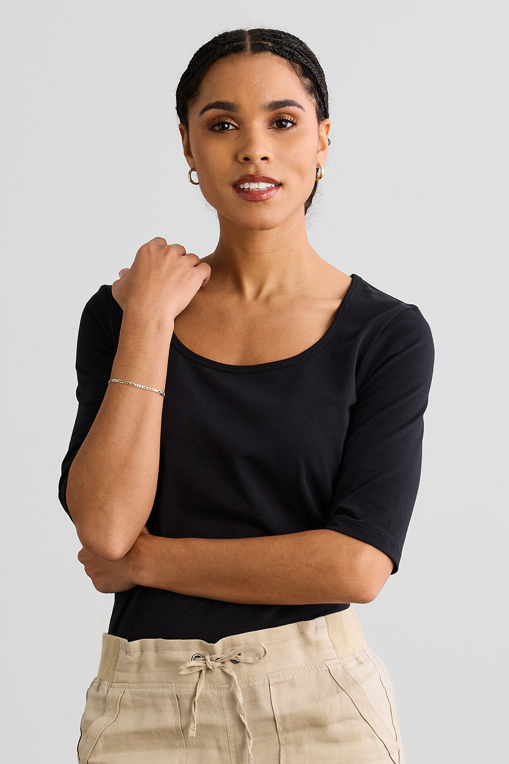 womens organic half sleeve scoop neck tee - black - fair indigo fair trade ethically made