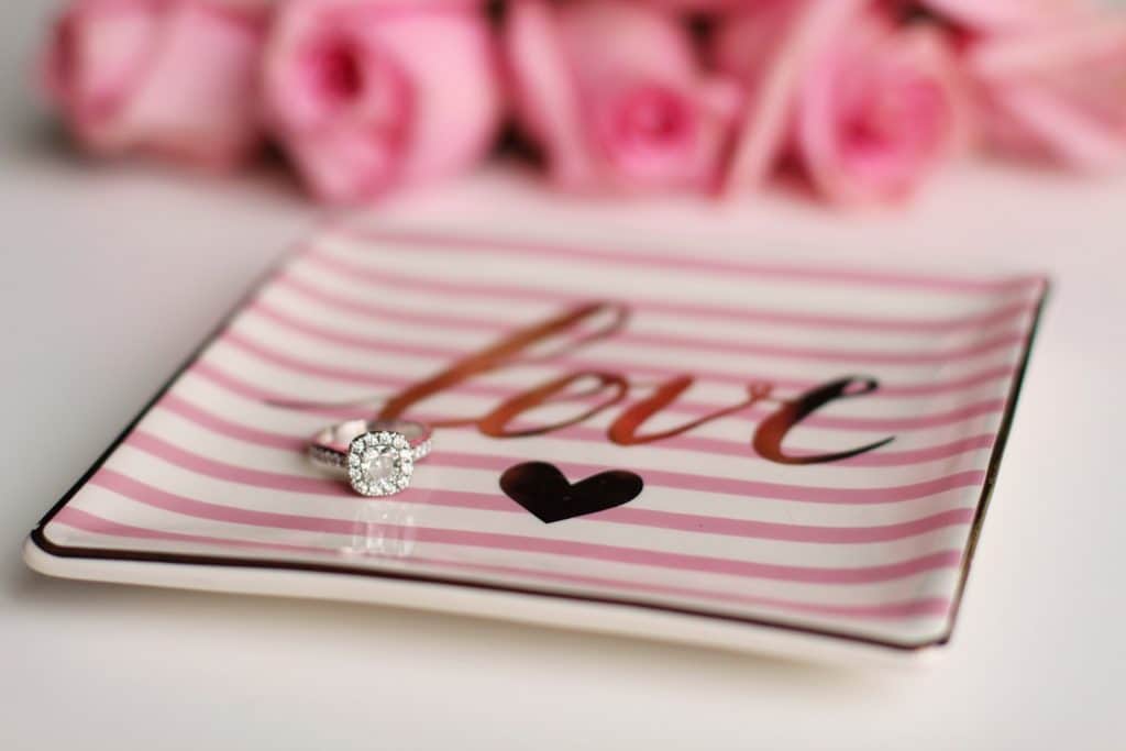 Little Known Facts about Princess Diana’s Engagement Ring